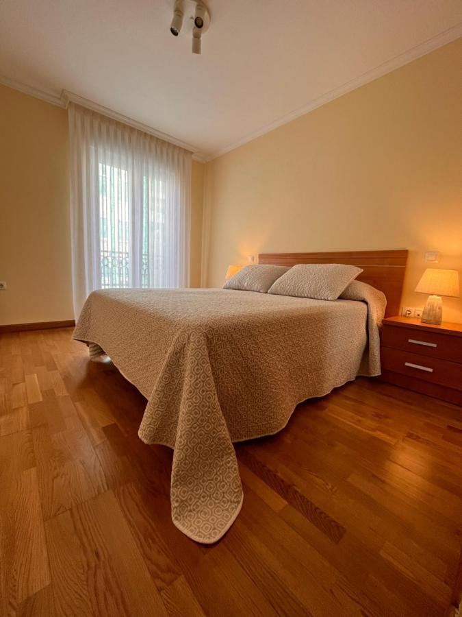 Luminoso Apartamento En El Centro De Foz Bagian luar foto